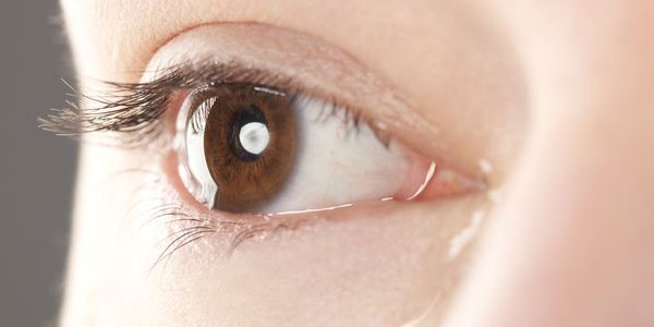 کیا کورونا وائرس آنسوؤں کے ذریعے پھیل سکتا ہے؟ نئی تحقیق سامنے آ گئی