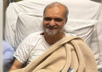 ہسپتال سے سامنے آنے والی تصویر پر عوام پریشان ،امیرجماعت اسلامی کراچی حافظ نعیم الرحمان کو آخر کیا ہوا ؟ 