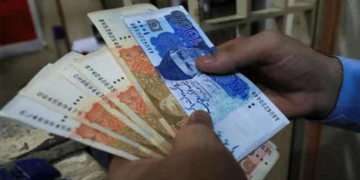 پاکستان میں پلاسٹک کی کرنسی متعارف کرانے کی تیاریاں ؟ حقیقت کیا ہے ،تفصیلات سامنے آگئیں 
