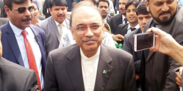 ملکی تاریخ میں پہلی مرتبہ صدر مملکت آصف علی زرداری نے کس خاتون کو خاتون اول بنانے کا فیصلہ کرلیا ؟ حیران کن تفصیلات