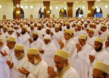 کراچی کی بوہری برادری آج عید الفطر منا رہی ہے