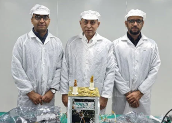 پاکستان کا پہلا سیٹلائٹ مشن چاند پر بھیجنے کی تیاریاں مکمل، 3 مئی کو روانہ ہوگا، پاکستانی یہ تاریخی منظر لائیو بھی دیکھ سکیں گے