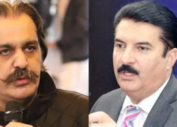 واسکٹ پہنو ، شیروانی پہنو ، ہیلو ہیلو اور ٹاٹا، ٹاٹاکرو،ایسا نہ ہوکہ تمہاری گاڑی میں تیل بھی نہ ہوگاڑی بھی نہ اور گورنرہاؤس بھی نہ ہو:علی امین دوبارہ گورنر پر برس پڑے