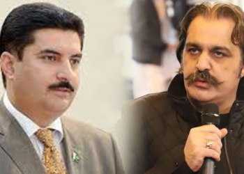 گورنر ہاؤس پر قبضہ کرکے دکھائیں، سڑکوں پر گھسیٹوں گا: گورنر کے پی فیصل کریم کنڈی کا علی امین گنڈا پور کو چیلنج
