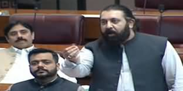 پی ٹی آئی نے مبینہ طور پر پبلک اکاؤنٹس کمیٹی کیلئے شیخ وقاص اکرم کے نام کی منظوری دیدی