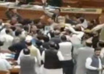 پنجاب اسمبلی میں بجٹ اجلاس بعد حکومت اور اپورزیشن اراکین گتھم گتھا، سیکیورٹی طلب