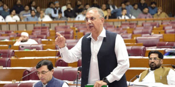 مخصوص نشستیں ملنے کے بعد پی ٹی آئی کا قومی اسمبلی کی سب سے بڑی جماعت بننے کا امکان، نمبر گیم انتہائی دلچسپ صورتحال اختیار کر گیا
