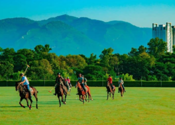 شہراقتدار سے بڑی خبر ، اسلام آباد کلب میں کروڑوں کی مالی بے ضابطگیوں کا انکشاف، ان ہائوس اسکیموں پر خلاف ضابطہ 30 کروڑ روپے خرچ کیے گئے