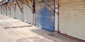 بھاری بھرکم بجلی بلوں اور ٹیکسوں کیخلاف تاجروں کی ہڑتال، کراچی سے خیبر تک کاروباری مراکز بند