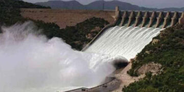 تربیلا ڈیم میں پانی کی سطح ایک فٹ رہ گئی، سپل ویز کھول دئیے گئے