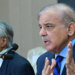 آئینی پیکج، حکومت کو شدید شرمندگی، معاملہ خفیہ رکھنے کے بجائے قبل از وقت کھُل گیا، مولانا کی ذمہ داری کن دو افراد کو سونپی گئی تھی ؟