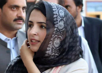 پی ٹی آئی کور کمیٹی سے فارغ ہونے والی مشعال یوسفزئی باضابطہ طور پر کے پی کابینہ کا حصہ بن گئیں ، نوٹیفکیشن جاری