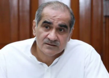 حکومت پی ٹی آئی رہنماؤں کی عمران خان سے ملاقات کروائے: خواجہ سعد رفیق
