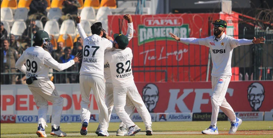 پاکستان میں پہلی مرتبہ ٹیسٹ میچ میں ایک دن میں 20 وکٹیں گرنےکا ریکارڈ بن گیا