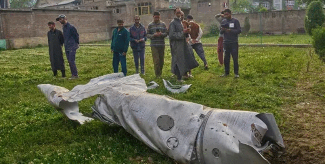 پاکستان کے ہاتھوں رافیل کی تباہی، فرانس کی فوج اور خفیہ ایجنسی کا ردعمل بھی آگیا، چین پرسنگین الزامات کی بوچھاڑ ، چین نےکیا کہا ؟ 