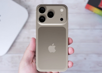 بڑی بیٹری اور بہتر کیمروں کے ساتھ بڑی اپ گریڈ کی خبر،نیا آئی فون 17 پرو میکس کن خصوصیات کا حامل ہوگا؟