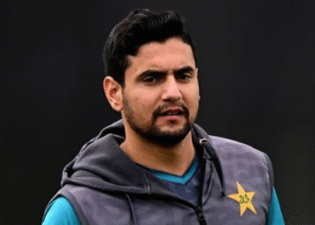 قومی بلے باز حیدر علی کو لندن میں میچ کے دوران مانچسٹر پولیس نے حراست میں لے لیا ، پی سی بی کی جانب سے معطل کر دیا گیا ، وجہ کیا بنی ؟ 