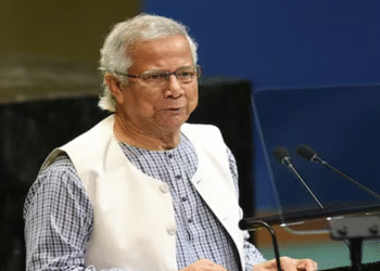 ’یونس پاکستانی ہے ، پاکستان واپس جاؤ‘شیخ حسینہ کے حامیوں کا اقوام متحدہ میں بنگلہ دیشی عبوری وزیر اعظم محمد یونس کیخلاف احتجاج