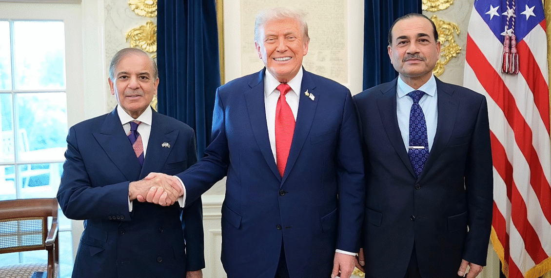 فیلڈ مارشل کے ہمرا ہ وزیر اعظم شہباز شریف کی ٹرمپ سے ملاقات ، بھارتی میڈیا نے اس ملاقات پر کیا کچھ کہا ؟