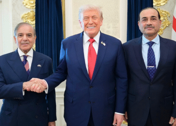 فیلڈ مارشل کے ہمرا ہ وزیر اعظم شہباز شریف کی ٹرمپ سے ملاقات ، بھارتی میڈیا نے اس ملاقات پر کیا کچھ کہا ؟