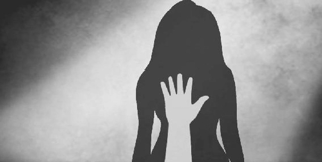 بھارت میں بھی جنسی زیادتی کے مجرموں کو پولیس مقابلوں میں مارا جانے لگا ، یو پی میں طالبہ زیادتی کیس کا ملزم پولیس کی گولی کا شکار