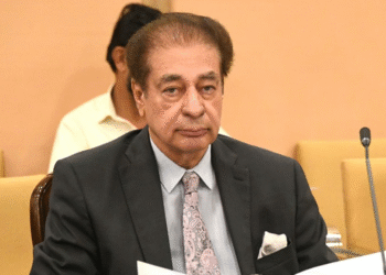 متاثرین کو سرکاری اراضی میں منتقل کرکے کسانوں کو فصلوں کے نقصان کا معاوضہ دیا جائے، ریاض فتیانہ کی حکومت کو تجویز