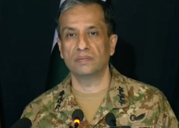 چھ نہیں ، 7 بھارتی طیارے تباہ کیے گئے ، چینی ہتھیاروں نے معرکہ حق میں شاندار کارکردگی دکھائی، ڈی جی آئی ایس پی آرکا بلومبرگ کو انٹرویو