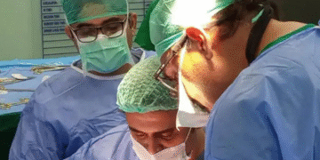 پاکستان میں پہلی بار خاتون کے عطیہ قارنیہ کی کامیاب پیوند کاری، 2 فوجی جوانوں کی بینائی لوٹ آئی
