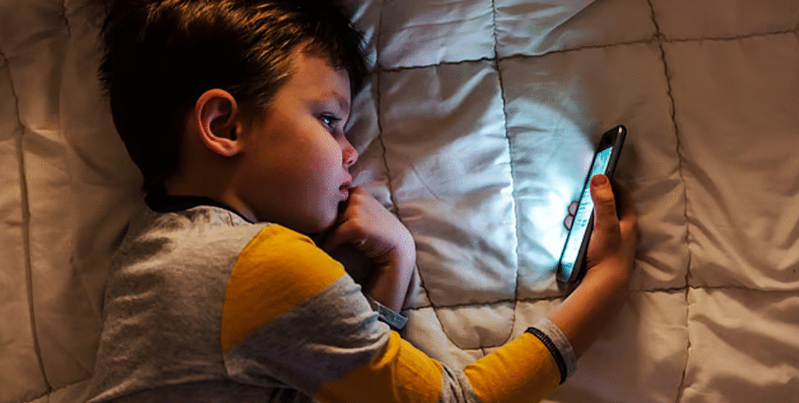 10 دسمبر سے آسٹریلیا کا بچوں کیلئے سوشل میڈیا پابندی کا نیا قانون،پاکستان، ڈنمارک، ناروے، اسپین، جاپان اور دیگر ممالک کیا کر رہے ہیں؟