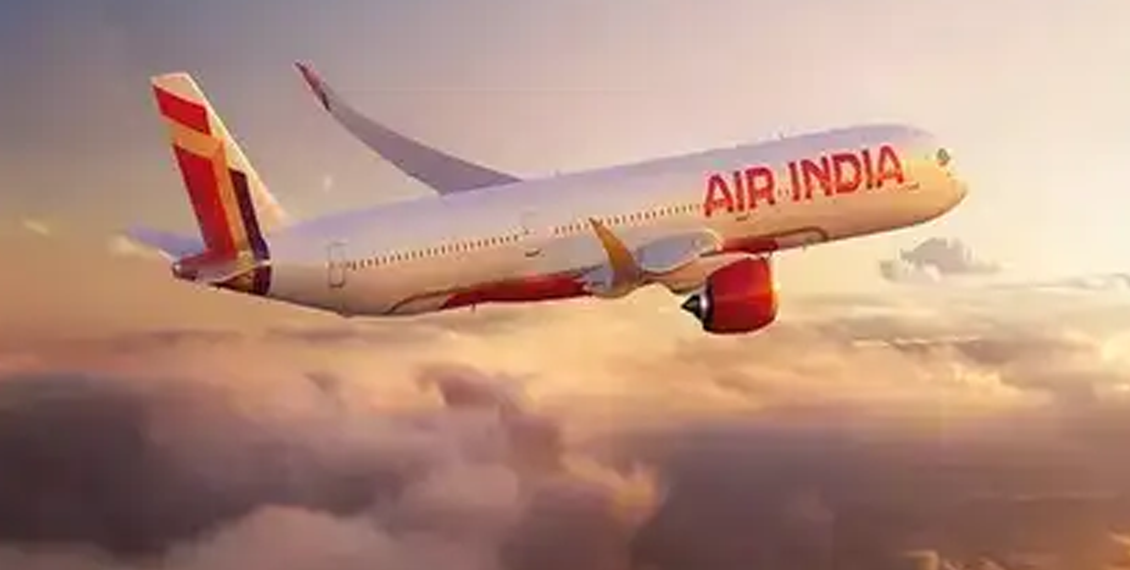 دہلی سے 6 بج کر دس منٹ پر اُڑان بھرنے کے فوراً بعد ایئر انڈیا کے طیارے کا ایک انجن کام کرنا چھوڑ گیا ، ایئر انڈیا ترجمان کا بیان بھی سامنے آگیا