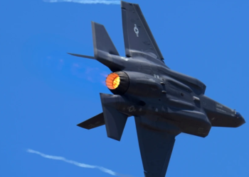 امریکا کے جدید ترین لڑاکا طیارے F-35 کے حساس پرزے چین پہنچ گئے مگر کیسے؟پینٹاگون نے تحقیقات شروع کردیں